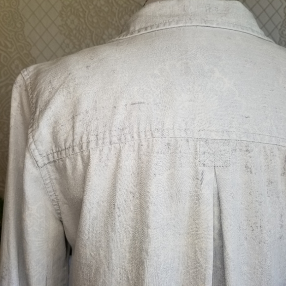 AE Chambray Boyfriend Shirt - Picture 5 of 11